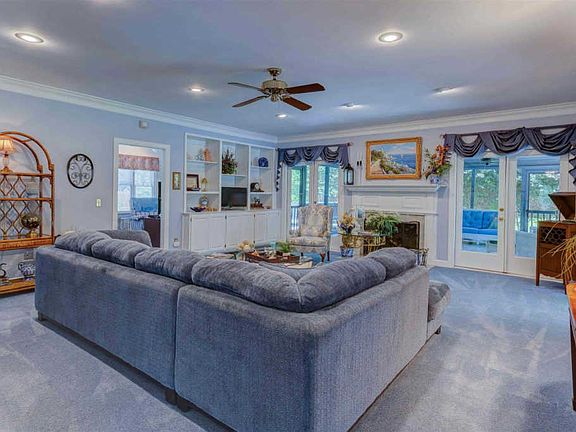 4th image of 118 Country Place Ct