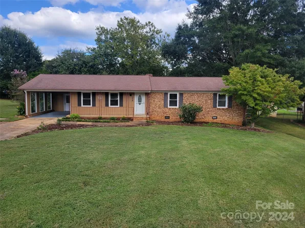 324 Circleview Dr, Shelby, NC 28150