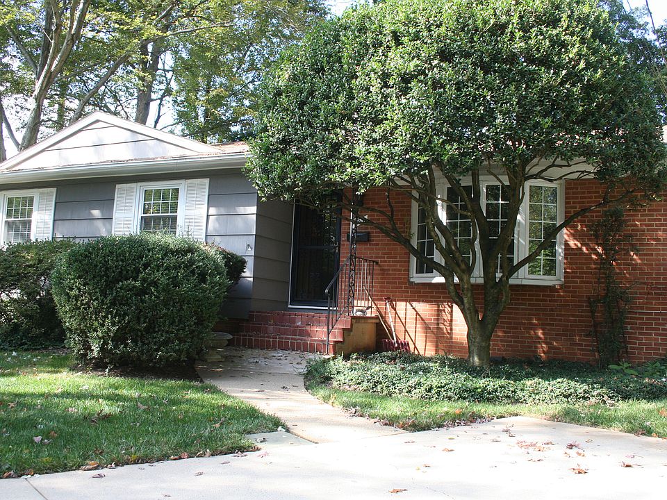 1st image of 104 Sanoey Cir SE