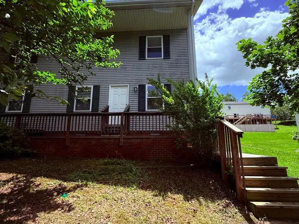 350 Warren St, Christiansburg, VA 24073