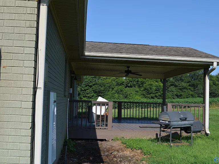 585 Bobo Section Rd — Photo 8
