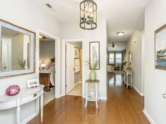 5th image of 3269 Conservancy Ln