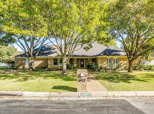 4917 River View Dr, Fort Worth, TX 76132