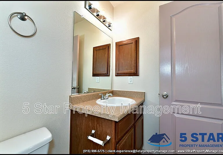 11613 Ochre Bluff Ln — Photo 26
