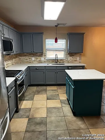 1707 Mountain Brk — Photo 11