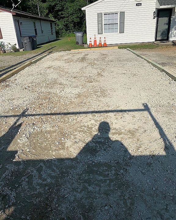 2nd image of 1305 Proctor St