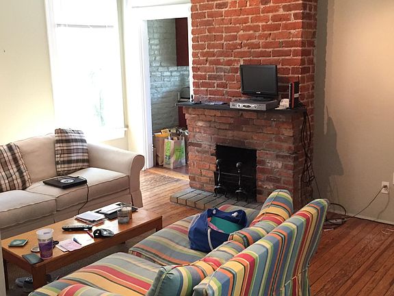 3rd image of 2111 Grove Ave