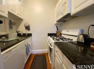 28 Langdon St APT 9, Cambridge, MA 02138