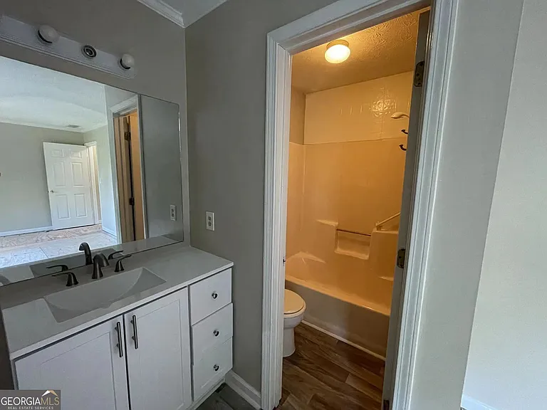 1300 Kennesaw Trace Ct NW — Photo 15