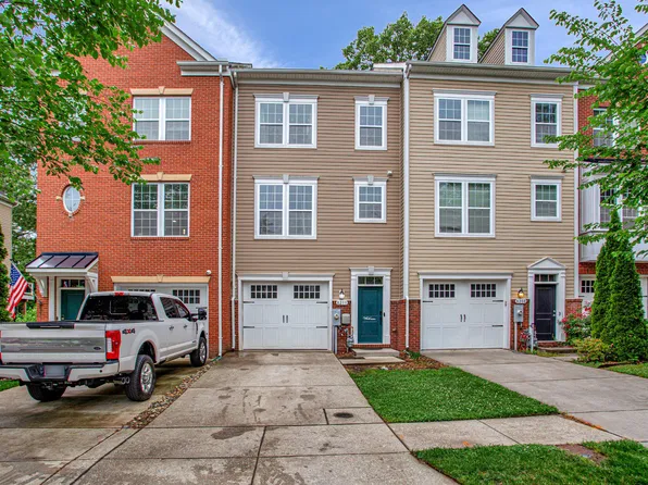 8210 White Star Xing, Pasadena, MD 21122