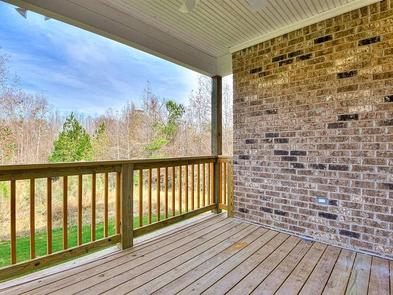 1011 Spotswood Cir — Photo 6