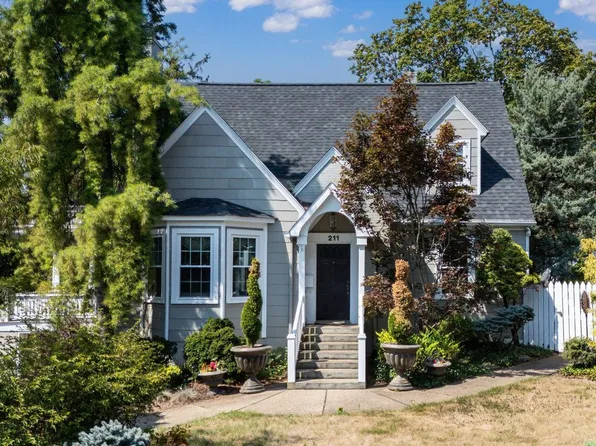 211 Dixie Ave, Harrisonburg, VA 22801