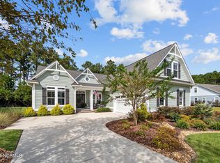 105 Spicer Lake Dr, Holly Ridge, NC 28445