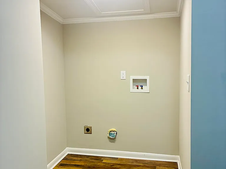 418 Orange St — Photo 13