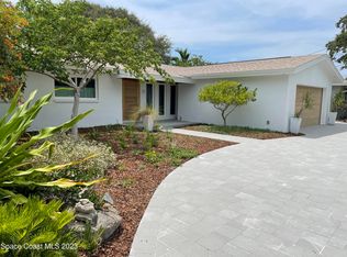 31 Westview Ln, Cocoa Beach, FL 32931