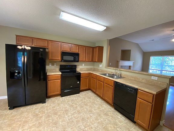 5th image of 4274 Cedar Hills Rd