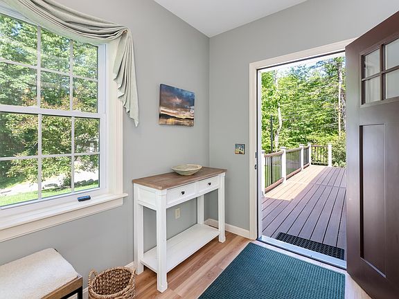 5th image of 582 Shaker Jerry Road