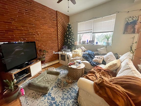 5th image of 106 Central St #1A