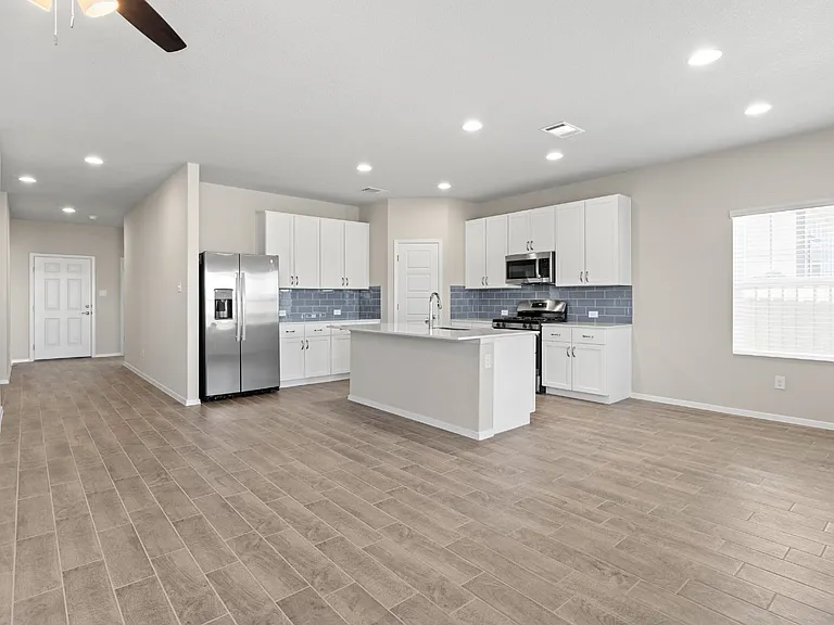 441 Hortus Dr — Photo 11