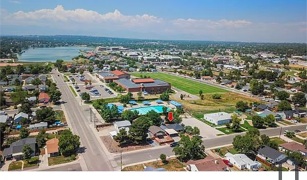 4 bed, $3,050 — Photo 3