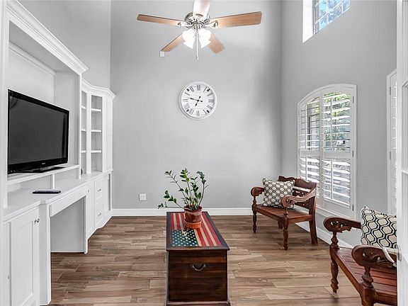 4th image of 5531 Grandwood Lane