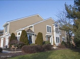 124 River Oaks Cir, Pikesville, MD 21208