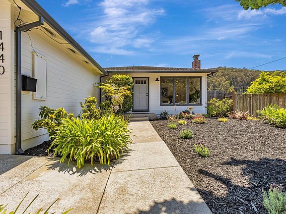 4th image of 1440 Serra Dr