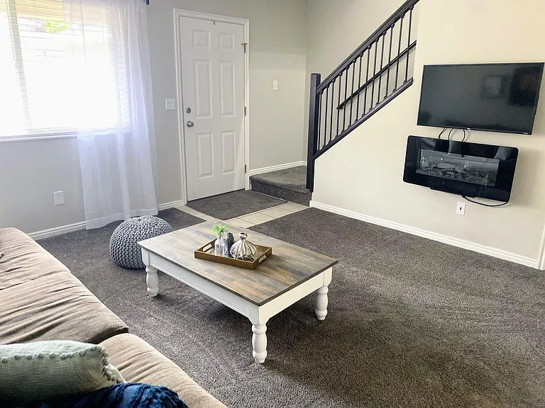 2421 N 400 E #N2 — Photo 3