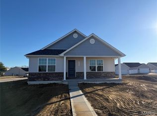 3928 Finch Ln, Swansea, IL 62226