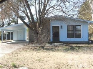 935 Garden Rd, Willard, NC 28478