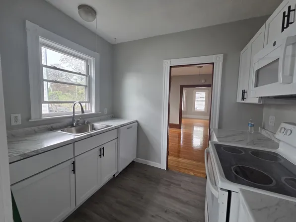 147-149 Essex St #2, Swampscott, MA 01907