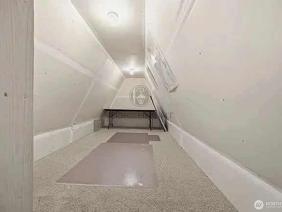 237 Creekview Crst #1 — Photo 21