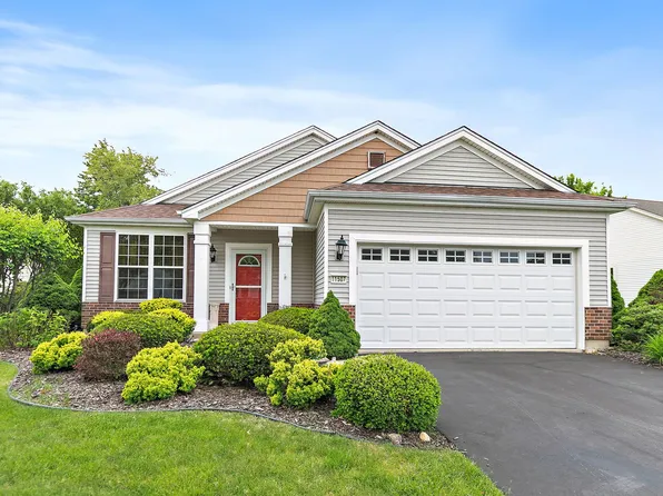 11507 Stonewater Xing, Huntley, IL 60142