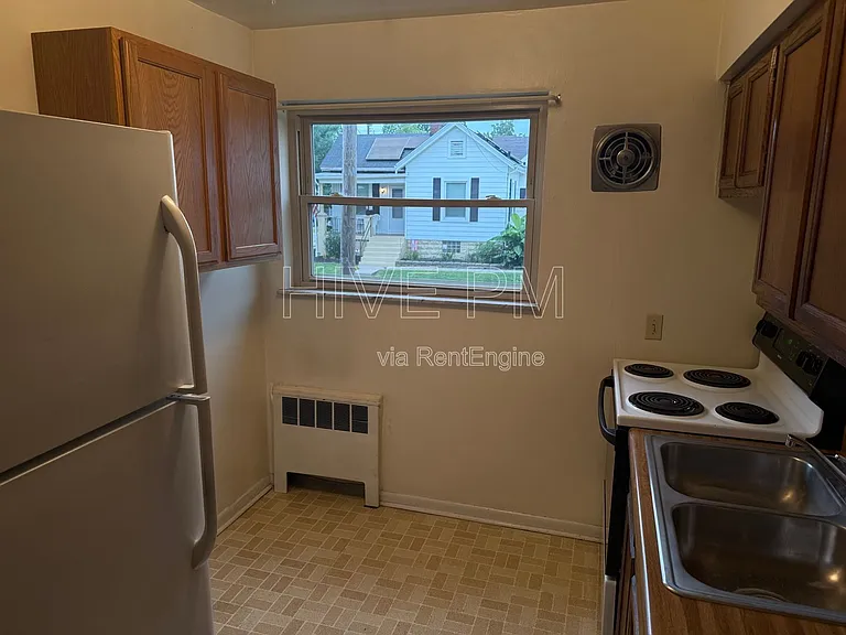 7134 Delaware Ave #2 — Photo 10