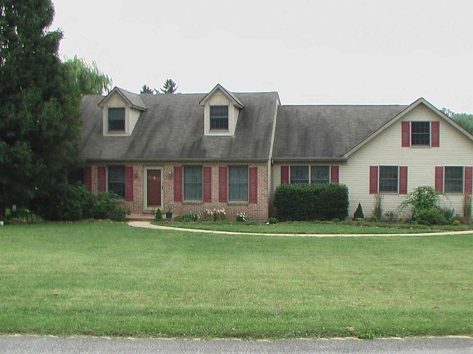 102 Garby Lane