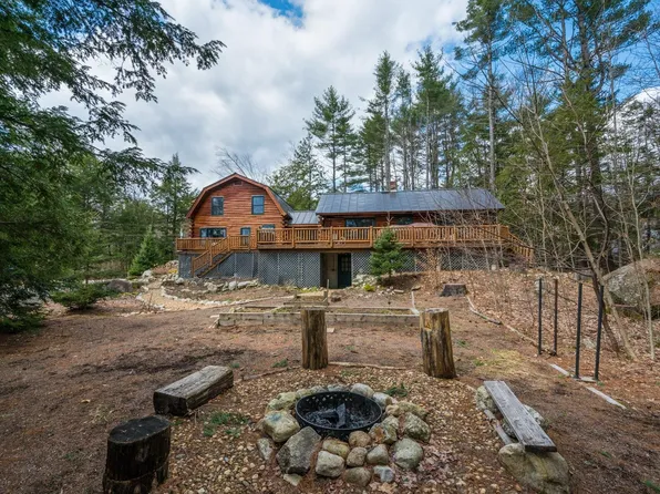 93 Sparrowhawk Road, New London, NH 03257