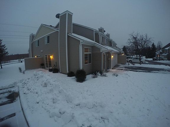 3rd image of 5995 Wedgewood Ln N Unit 79