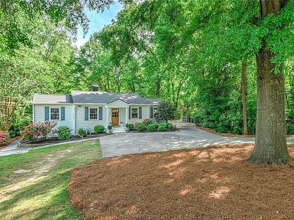 5th image of 1851 Hickory Rd