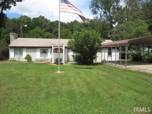 26565 Lakeview Dr, Elkhart, IN 46514