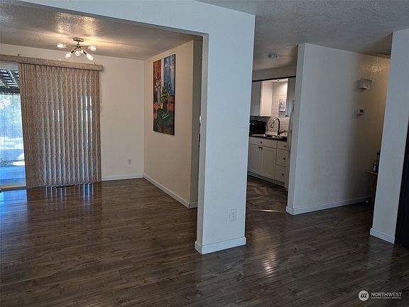 5th image of 1719 S Zillah Street