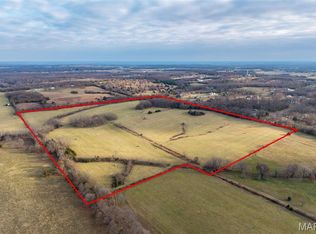 Pine Tree Dr, Lebanon, MO 65536