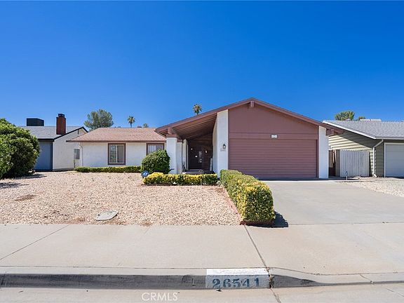 4th image of 26541 Chambers Ave