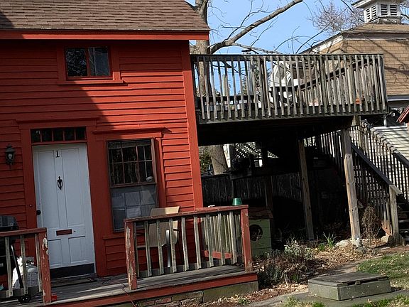 View of deck and staircase to deck.