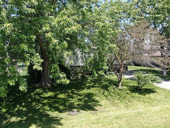 4th image of 4214 Glen Oaks Dr