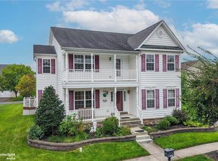1327 Wheatland Ave, Pennsburg, PA 18073