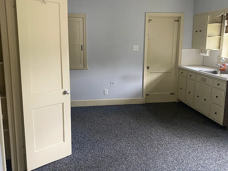 881 Broadway Rd #2 — Photo 4