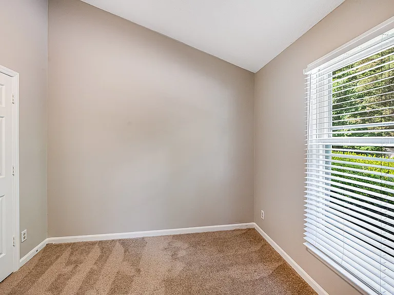 3010 Sherrill Ave #3010 — Photo 32