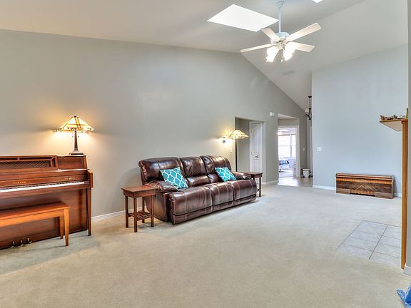 5th image of 2519 Windward Blvd Unit 2519