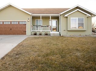 1012 13th Ave SW, Jamestown, ND 58401