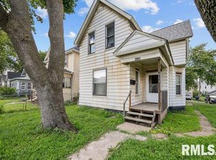2014 Claussen St, Davenport, IA 52802